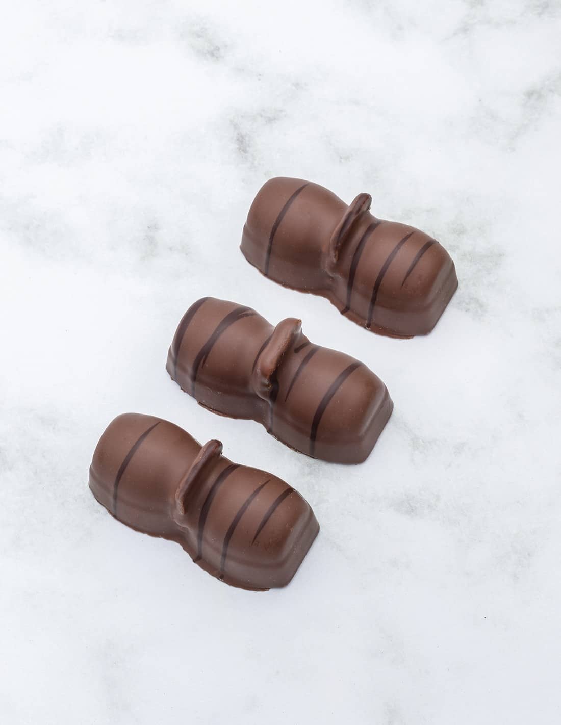 Caramel nougatine ganache - set of 4 or 8 - Chocolat Beussent Lachelle Caramel nougatine ganache - set of 4 or 8 - Chocolat Beussent Lachelle                                 2