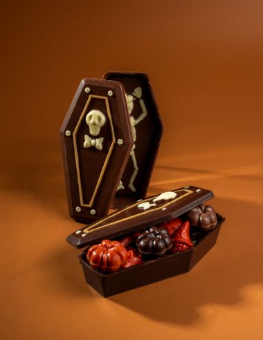 Surprise coffin